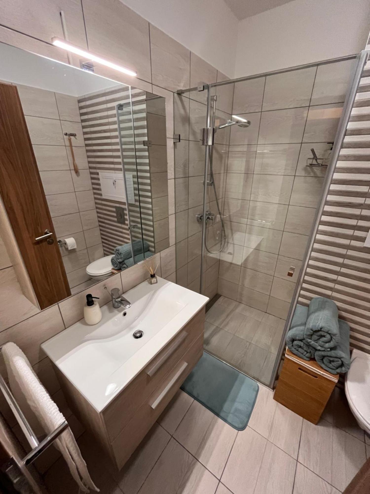 Modern, Kenyelmes Otthon Neked Apartment Budapesta Exterior foto